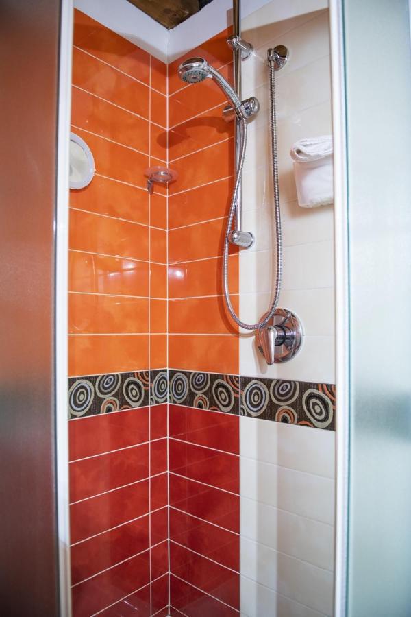 L'Ippogrifo Apartment Ферара Екстериор снимка