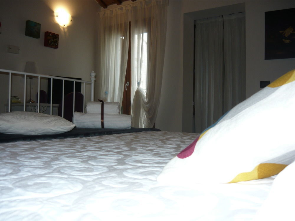 L'Ippogrifo Apartment Ферара Екстериор снимка
